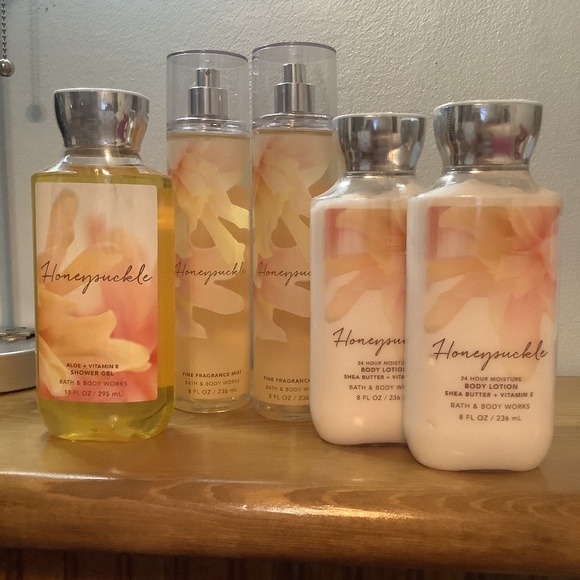Bath & Body Works Bath & Body New Lot Of Honeysuckle Lotion Shower